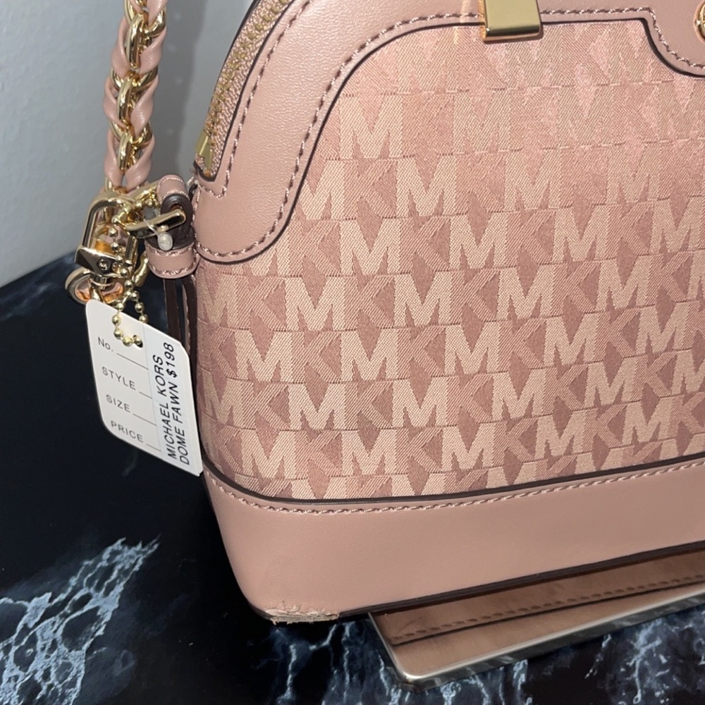 MICHAEL KORS Signature Jet Set Charm Small Dome Pink Crossbody NWT- MINOR DAMAGE - Picture 7 of 11